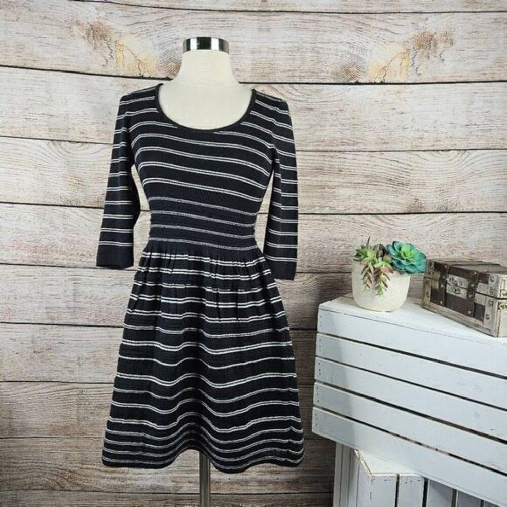 5/$25 Anthropologie Knitted & Knotted Black White Striped Dress \ XS Petite